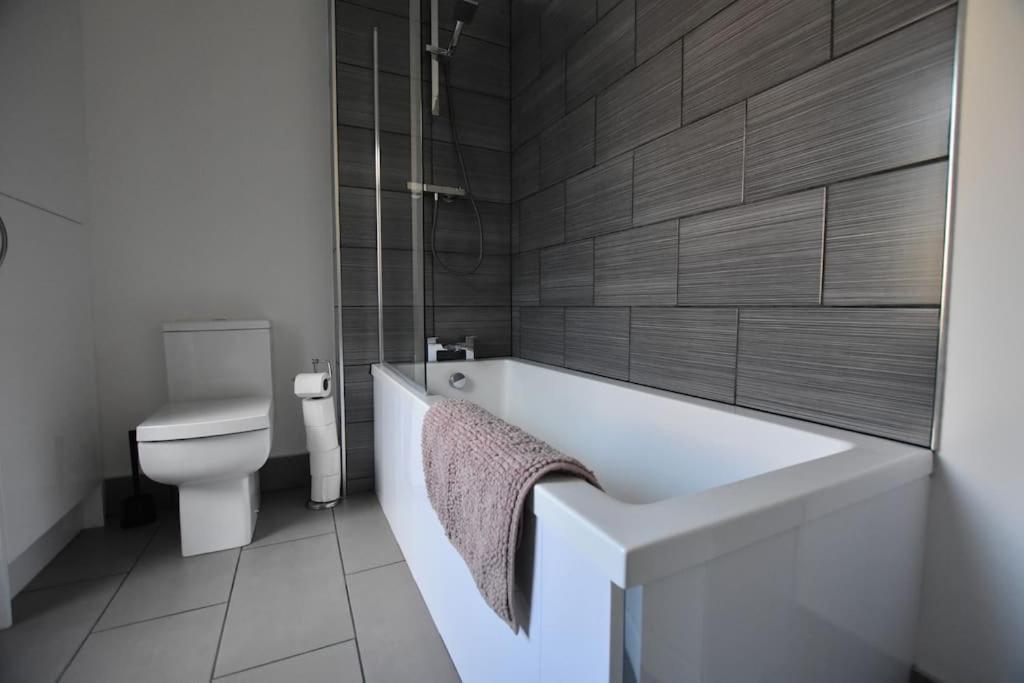 Apex Living Ne - Beachville House 4 Beds Free Parking Sunderland  Exterior foto